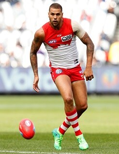 AFL 2017 Round 06 - Carlton v Sydney MELBOURNE, AUSTRALIA - APRIL 29: Lance Franklin of the Swans in action during the 2017 AFL round 06 match between the Carlton Blues and the Sydney Swans at the Melbourne Cricket Ground on April 29, 2017 in Melbourne, Australia. (Photo by Michael Willson/AFL Media)